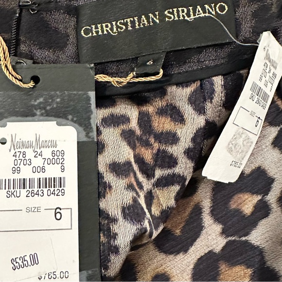 Neiman Marcus designer leopard gaucho pants, orig $765, never worn! sz 6 - Picture 2 of 3